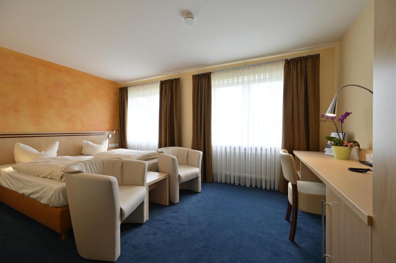Hotel Apollo Garni Regensburg Bagian luar foto